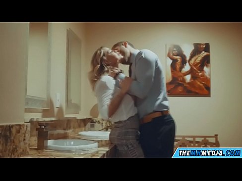 ❤️ Ilehoria busti batek komun publiko batean seduzitzen zaituenean ❤️❌ Azal pornoa %eu.safehaus.topan